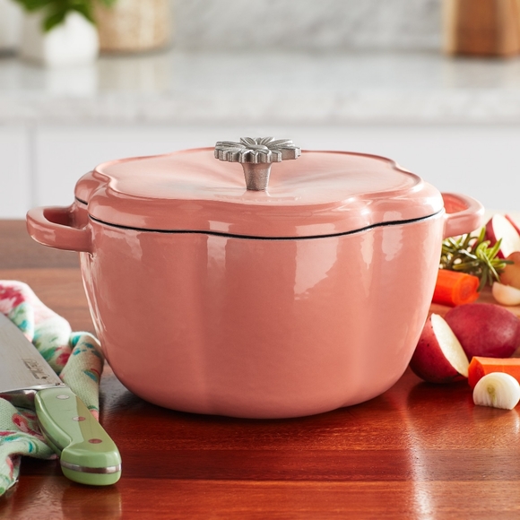 The Pioneer Woman Kitchen New Pioneer Woman Pink Dutch Oven Poshmark